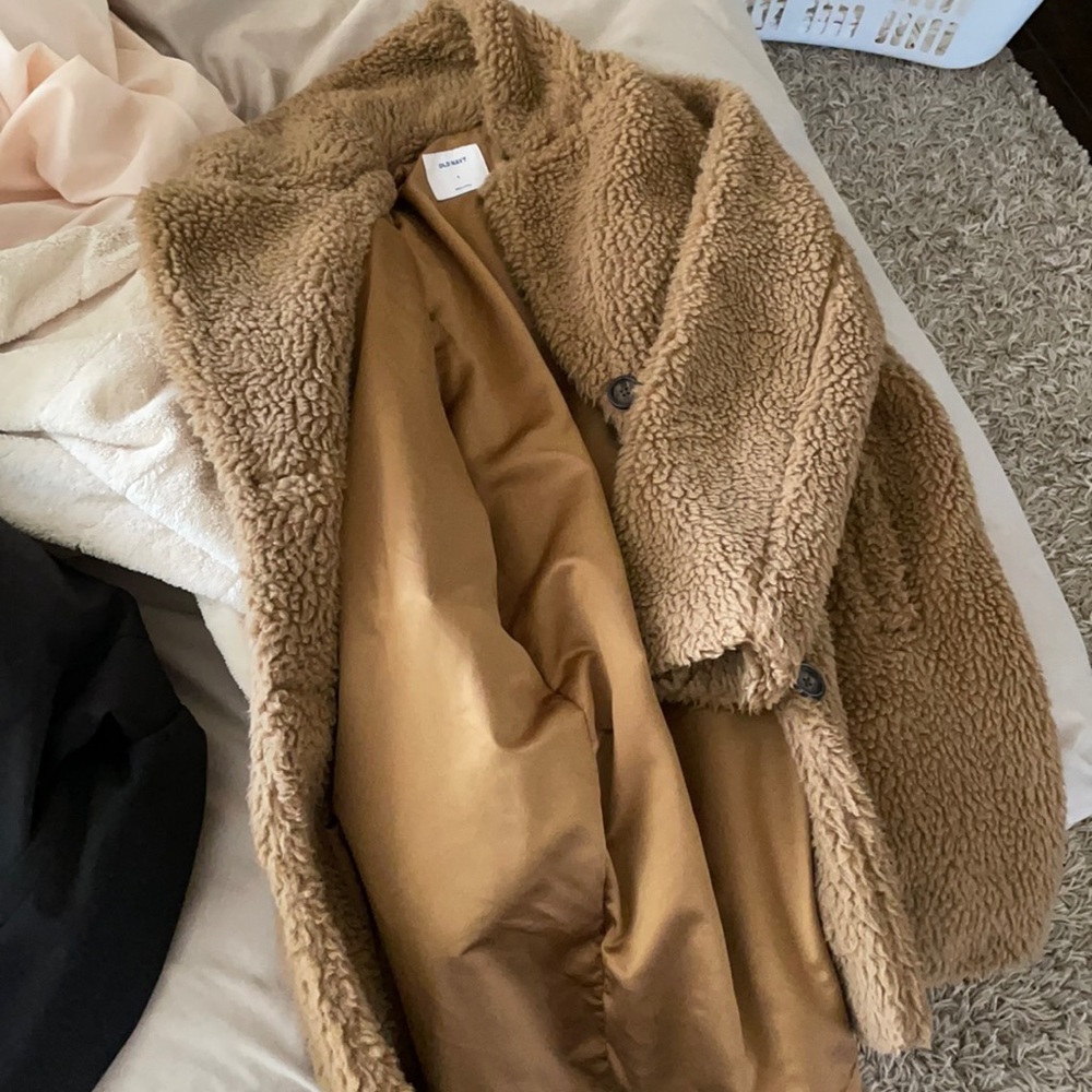 Old Navy teddy bear coat. Great condition